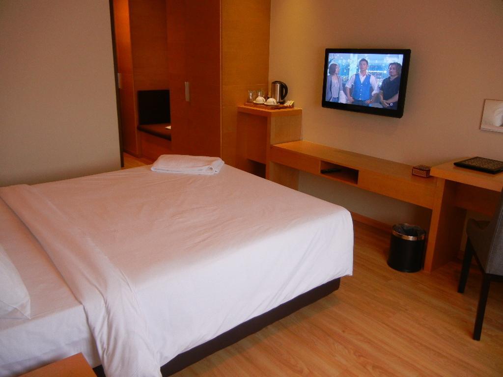 C'Haya Hotel Kota Kinabalu Quarto foto